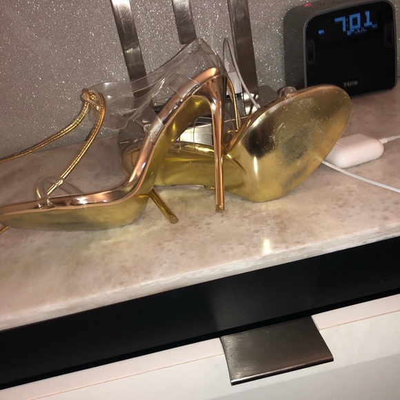 Sandals - Picture 3 of 6